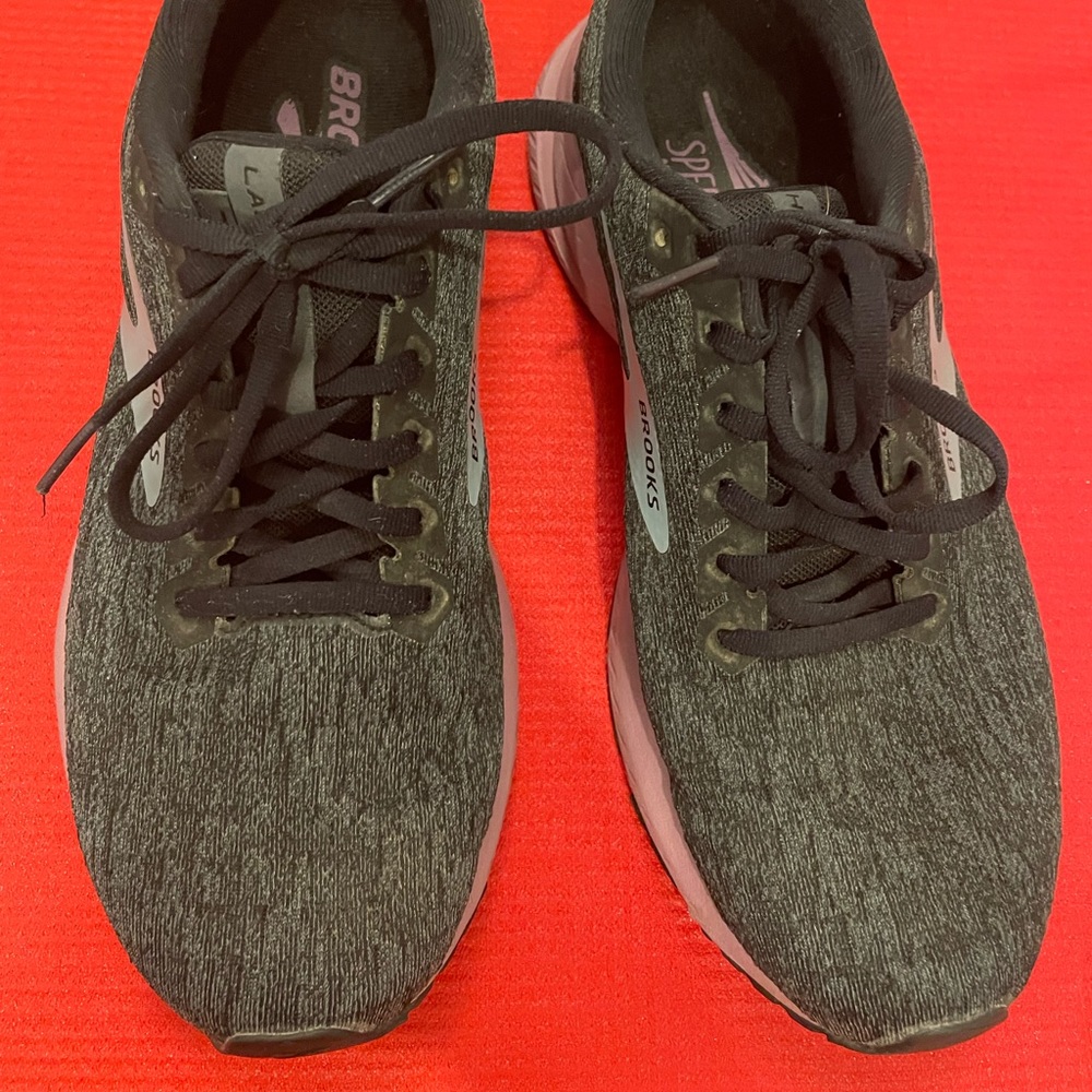 Brooks launch 7, worn twice, don’t fit me well